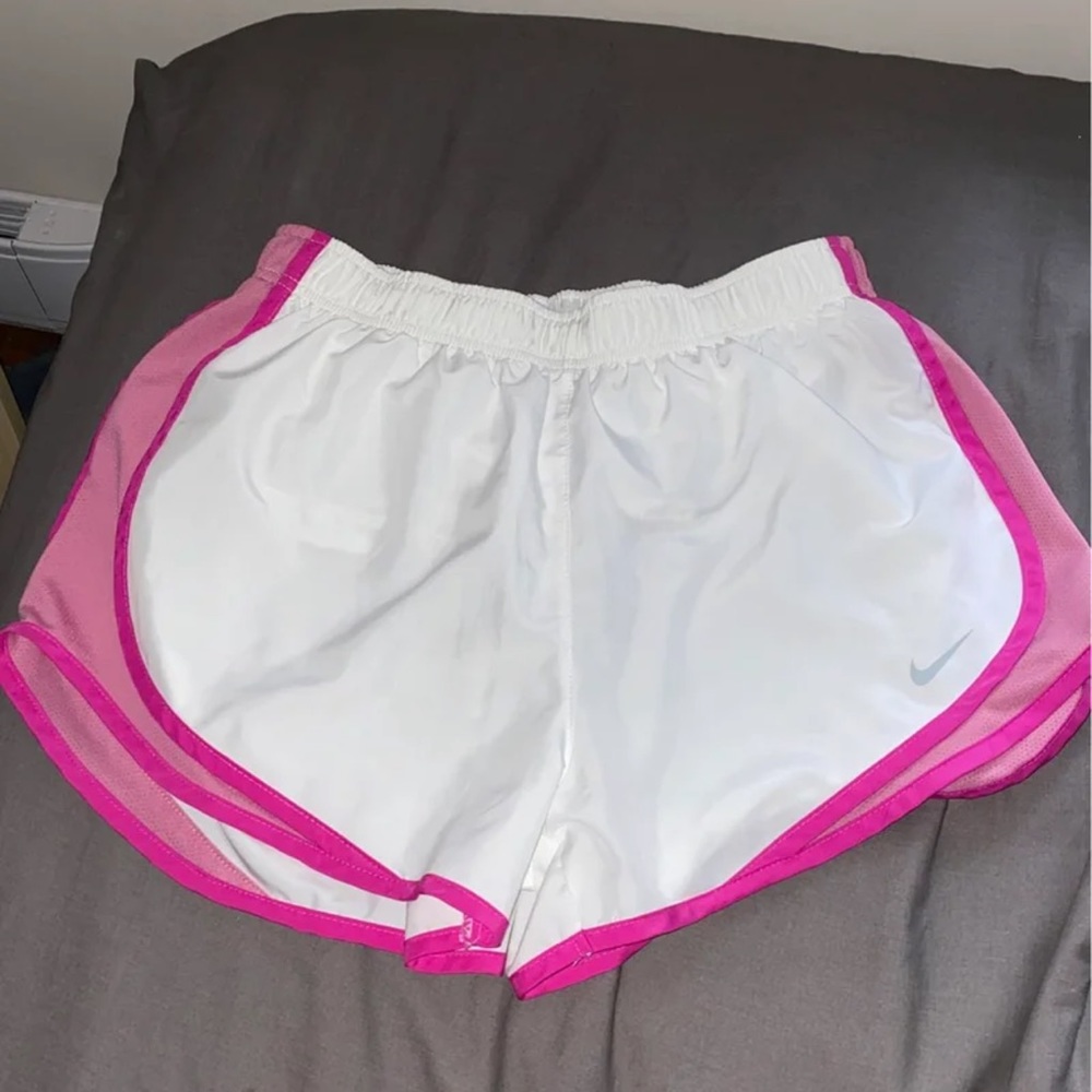 Nike Women's Tempo Shorts